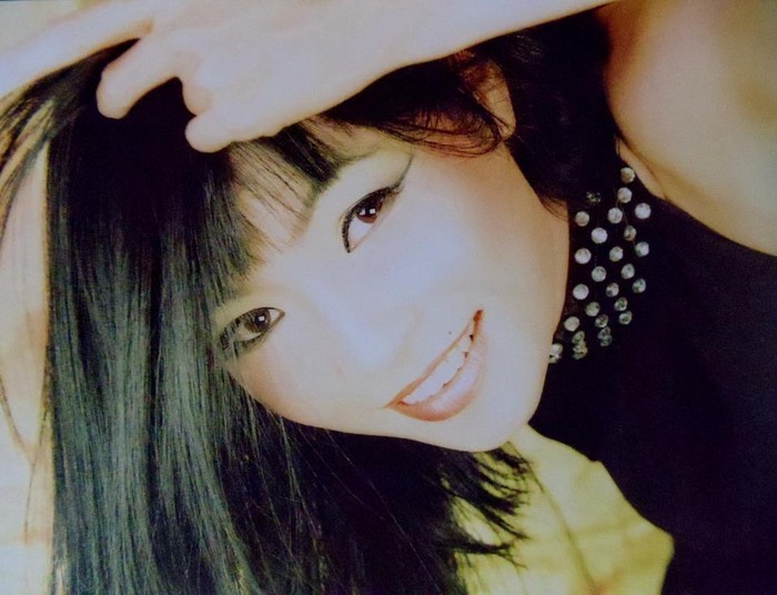 Hình ảnh Phương Thanh vào thời điểm diễn ra liveshow Làn sóng xanh năm 2001